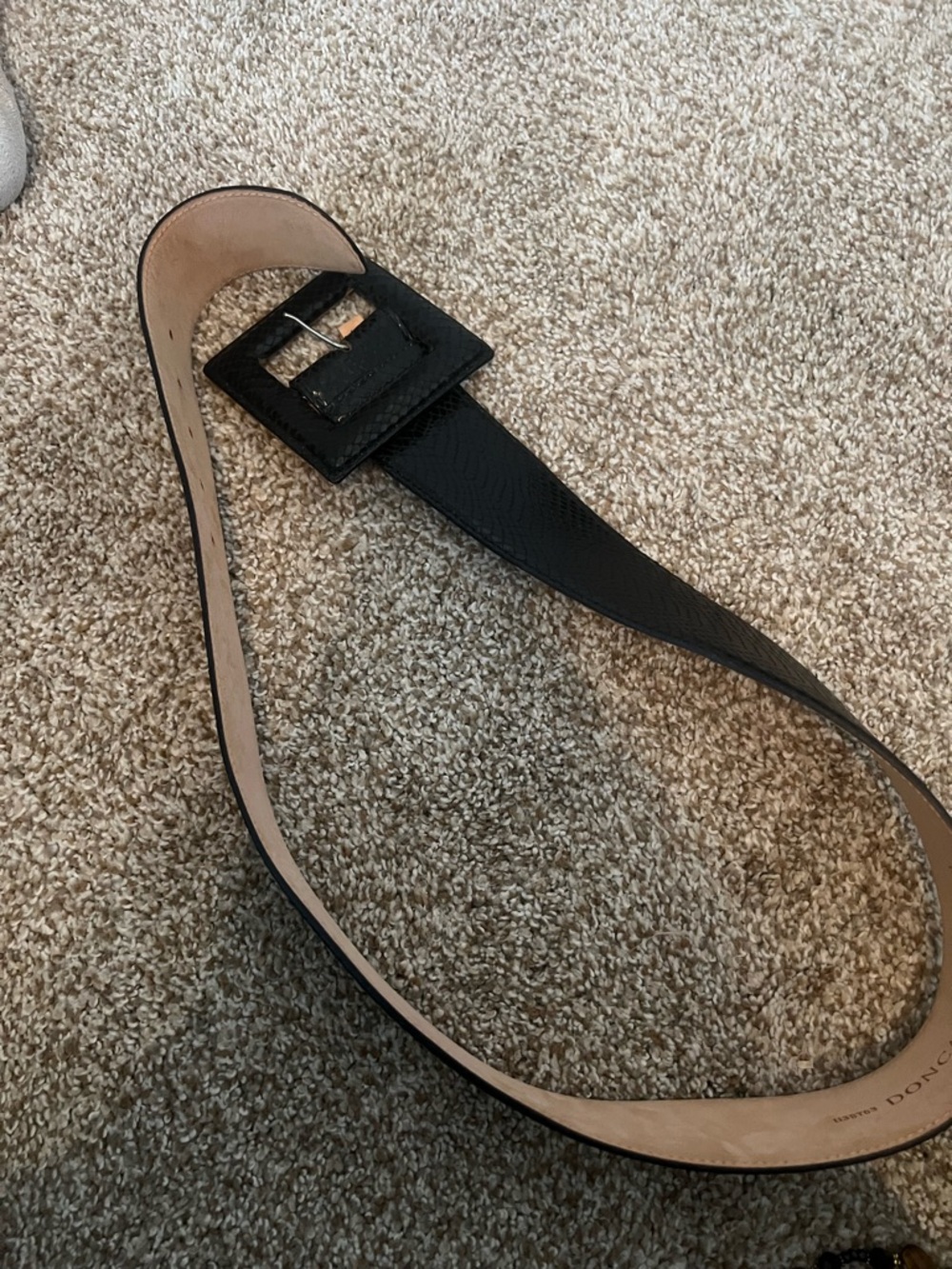NWOT Doncaster Black snake print leather belt size large